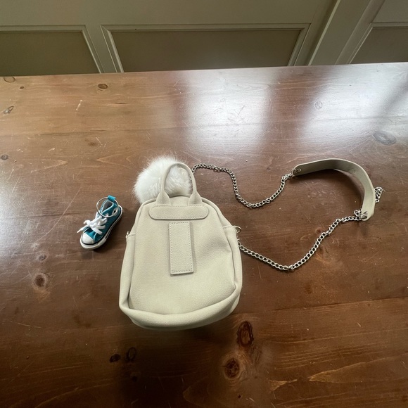 Grey small day purse - Picture 3 of 3